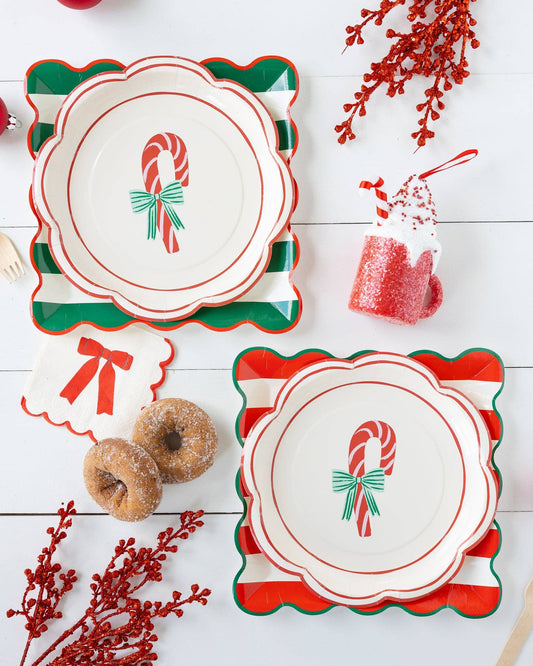 Red and Green Striped Paper Plate Set