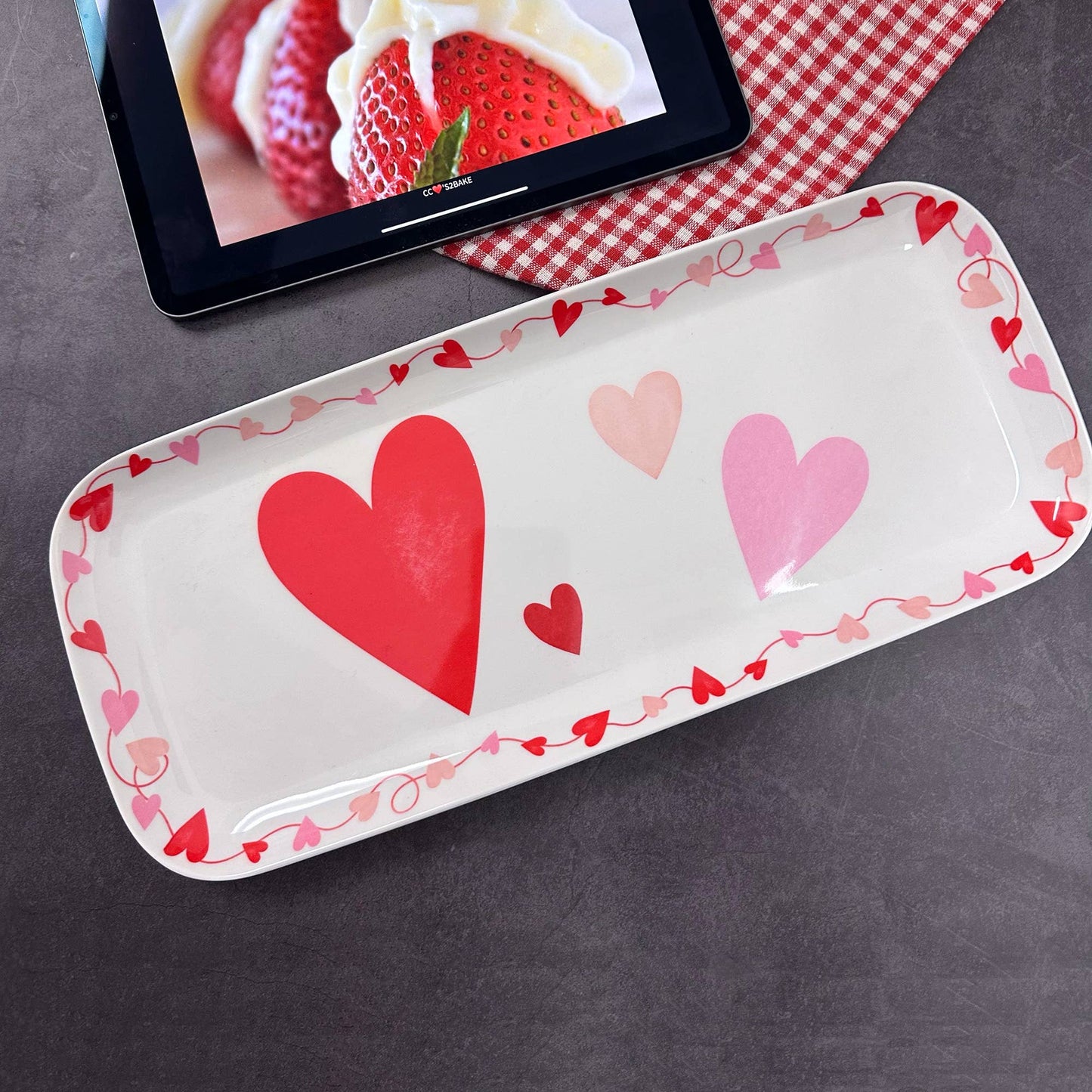 Valentine 15" Melamine Rectangle Tray