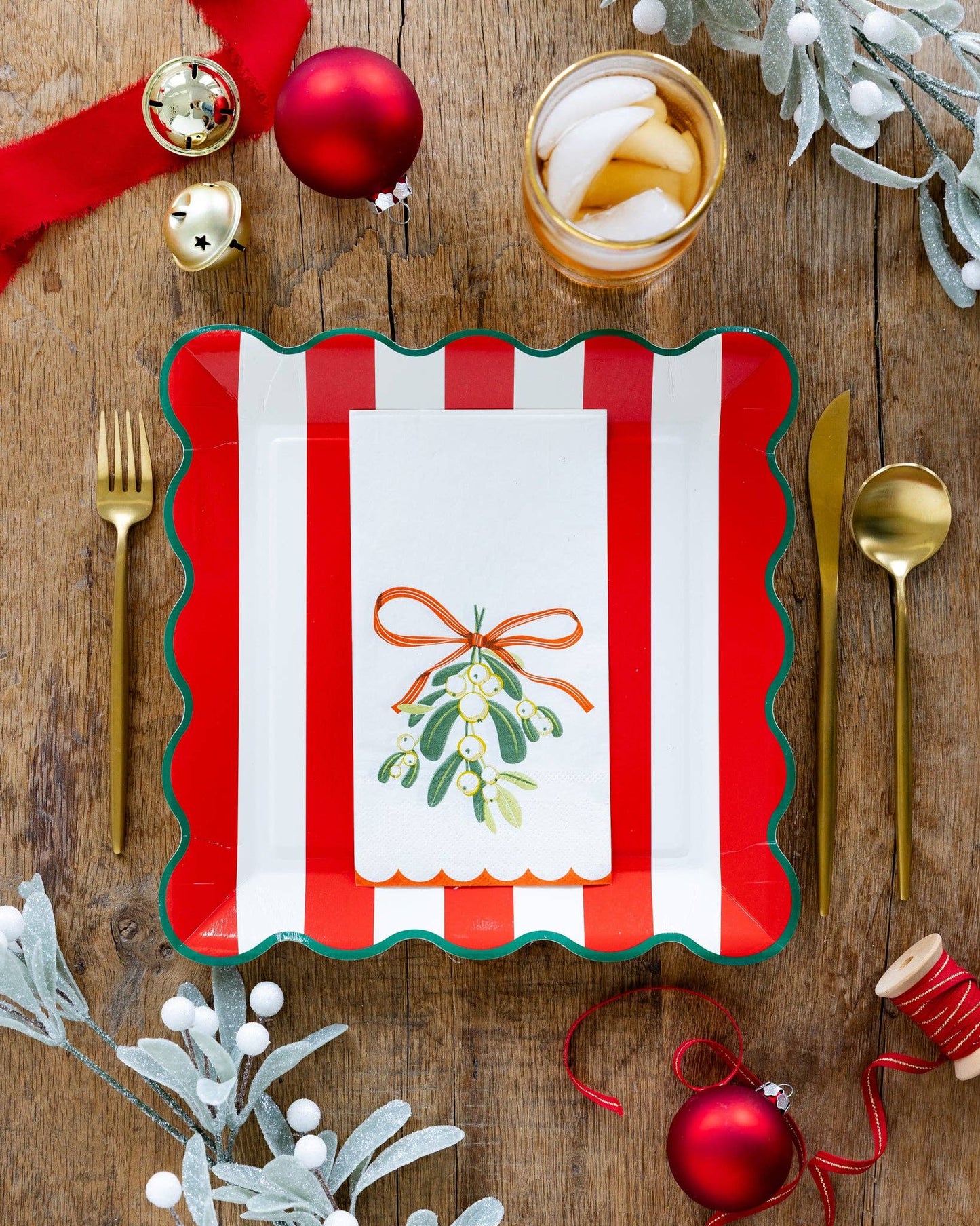 Red and Green Striped Paper Plate Set