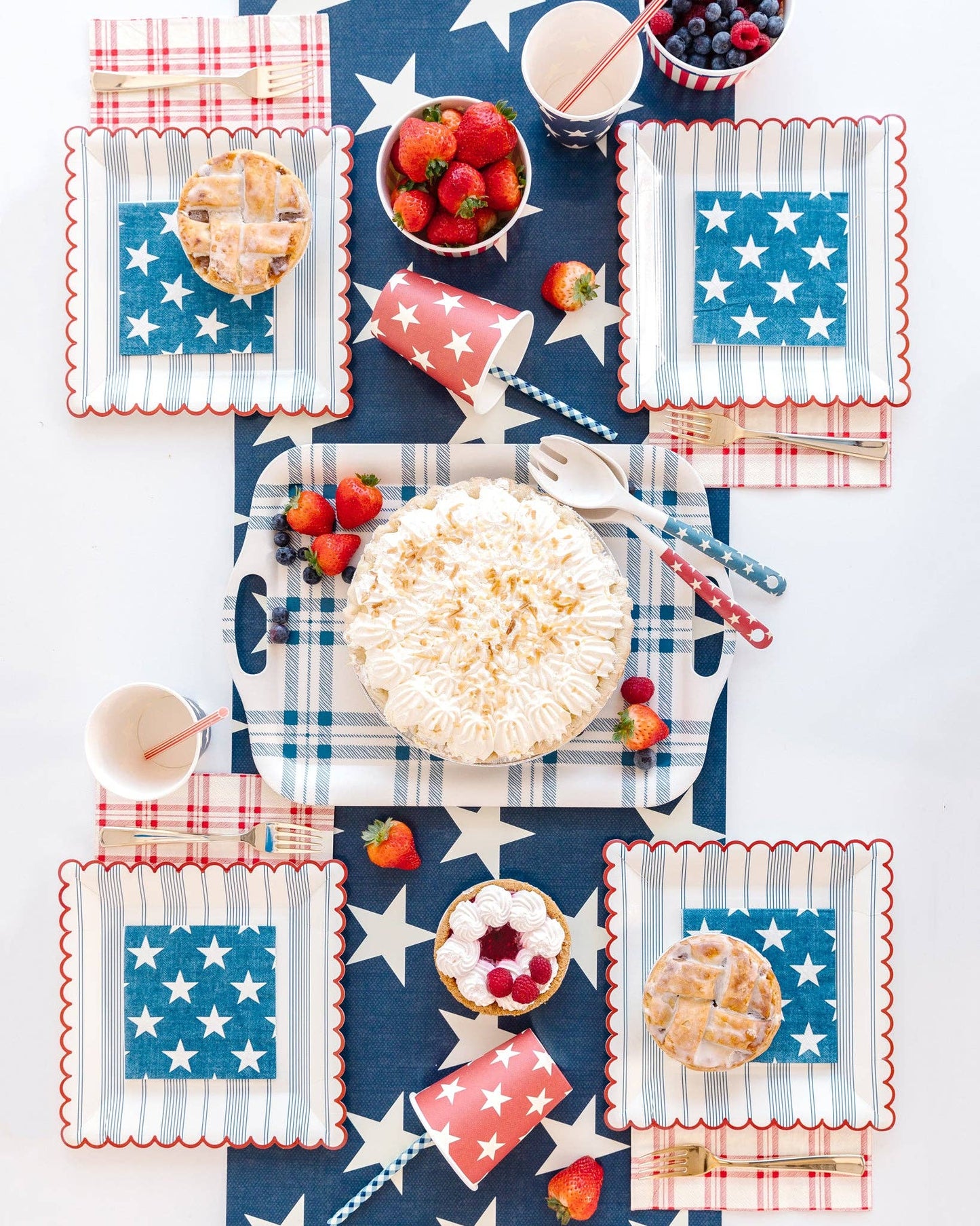 HAM915 - Red and Blue Star Paper Cups