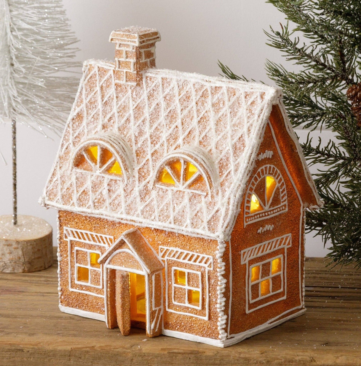 Lighted Gingerbread House With Open Door (PC)