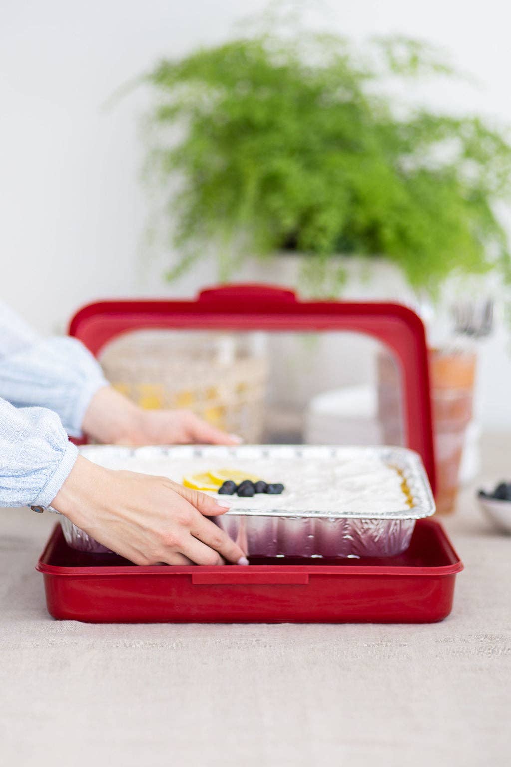 Cake Pan (13 x 9 x 2) Set - Pan Frame w/ Spoon - Red