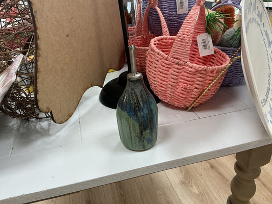 Oil Dispenser Blue Green
