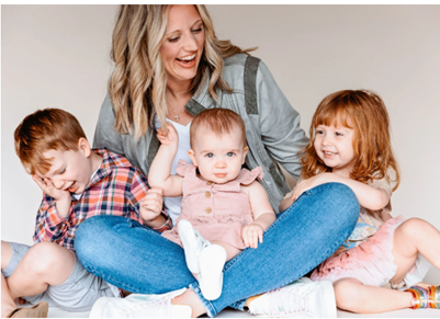 Spring Motherhood Mini with Cosmic Poppies - April 25