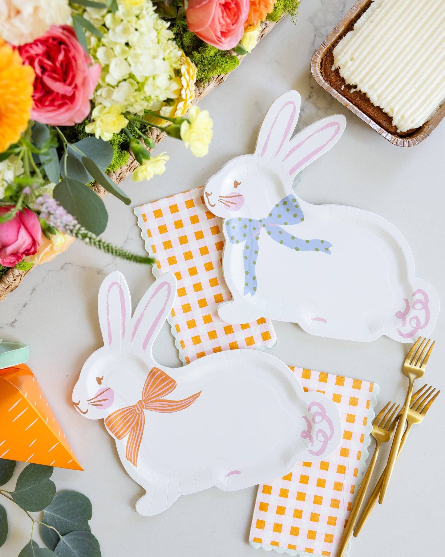 CRT1240 - Bunny Shaped Plate Set
