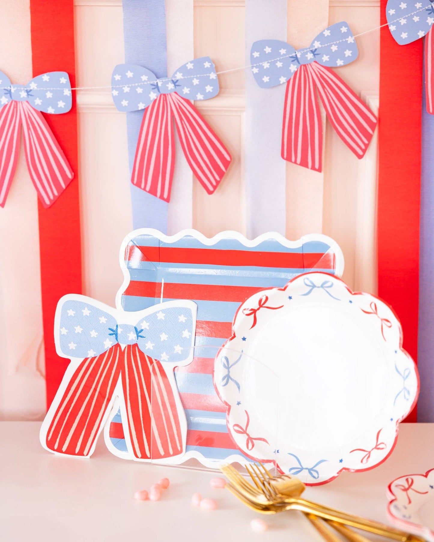 BAM1239 - Bow Shaped Paper Napkin