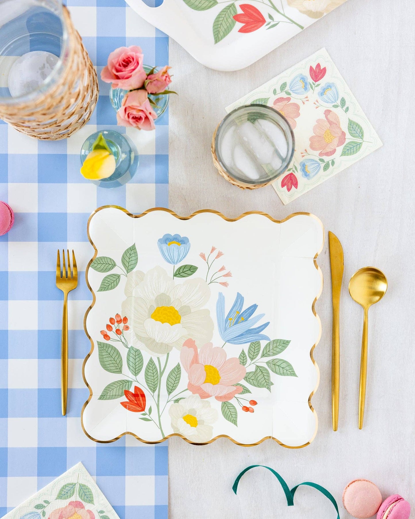 SPR1039 - Floral Corner Napkins