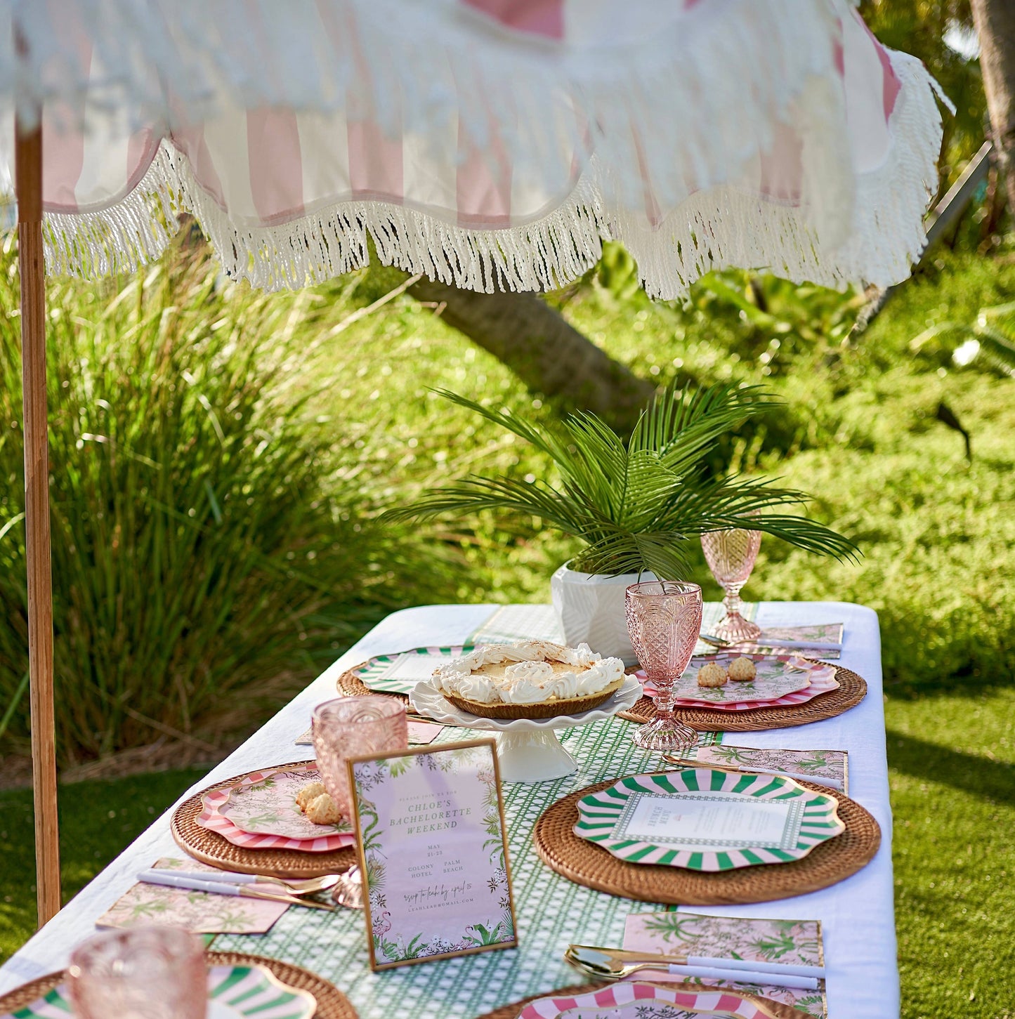 Palm Beach - Pink & Green Large Paper Plates