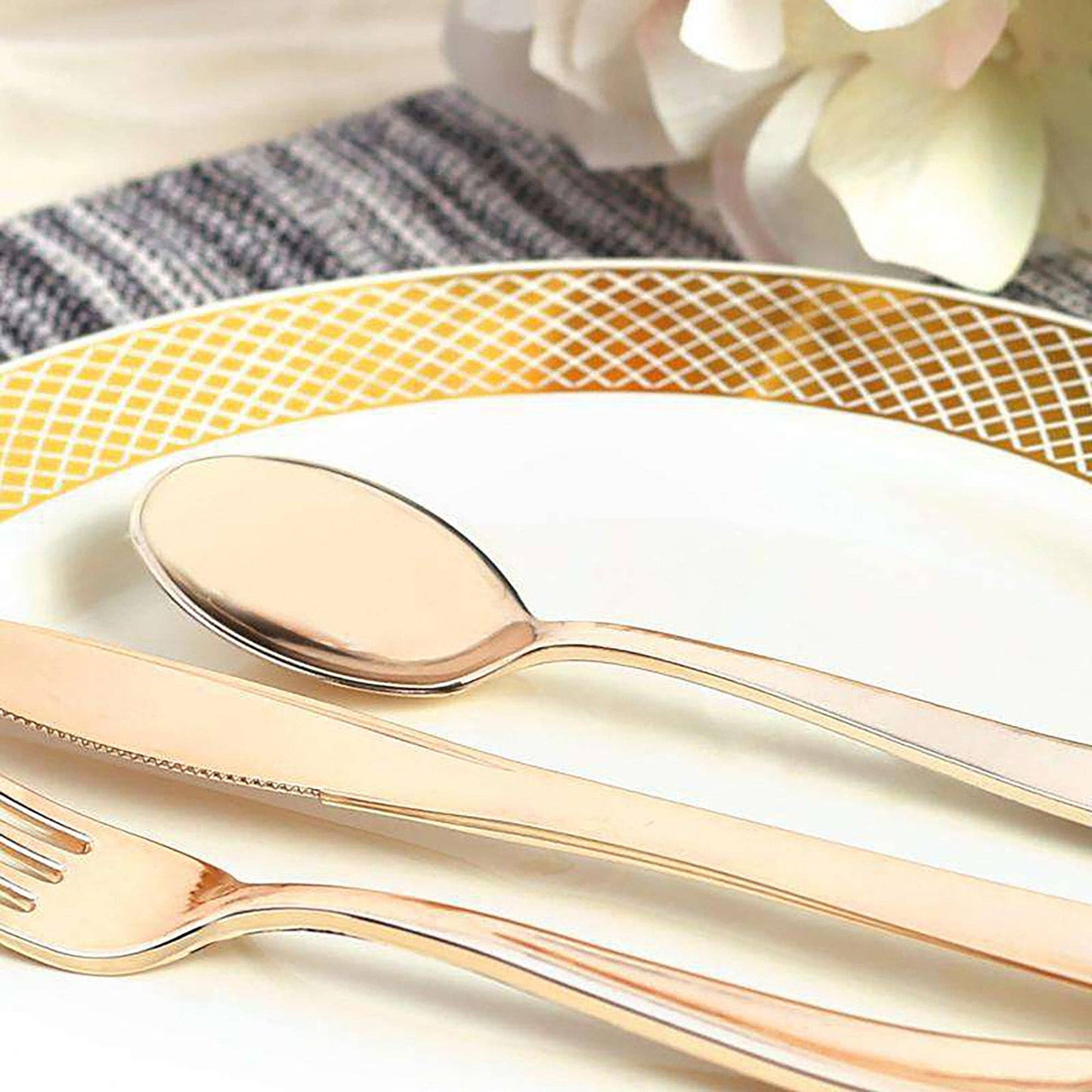 Shiny Metallic Gold Plastic Spoons - 24 pcs